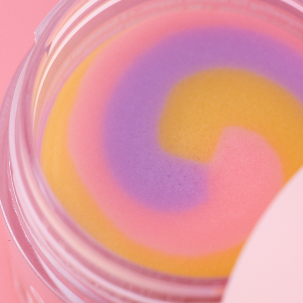 Bild: essence LIP swirl sugar scrub 01