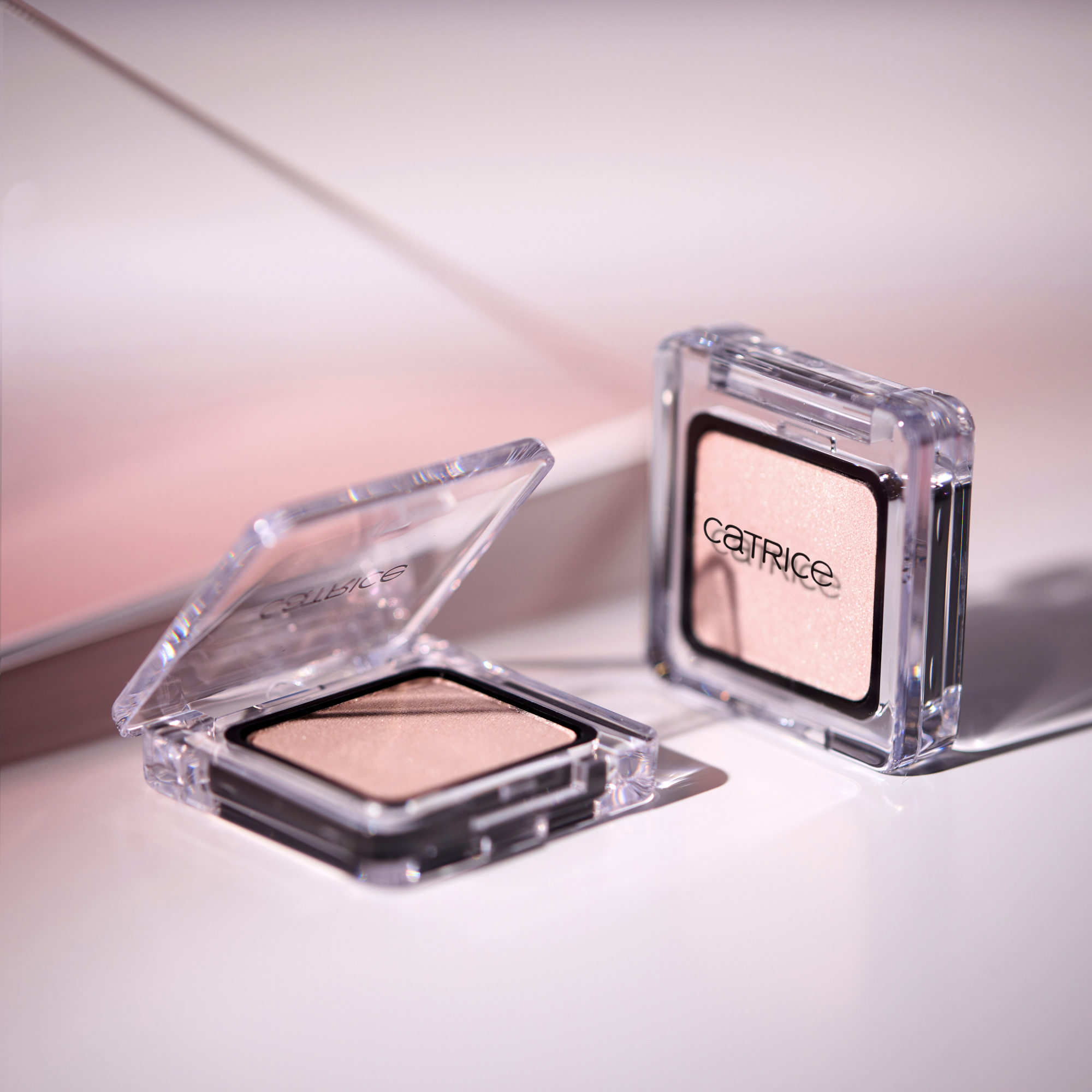 Bild: Catrice Art Couleurs Eyeshadow Fairytale Dust Fairytale Dust