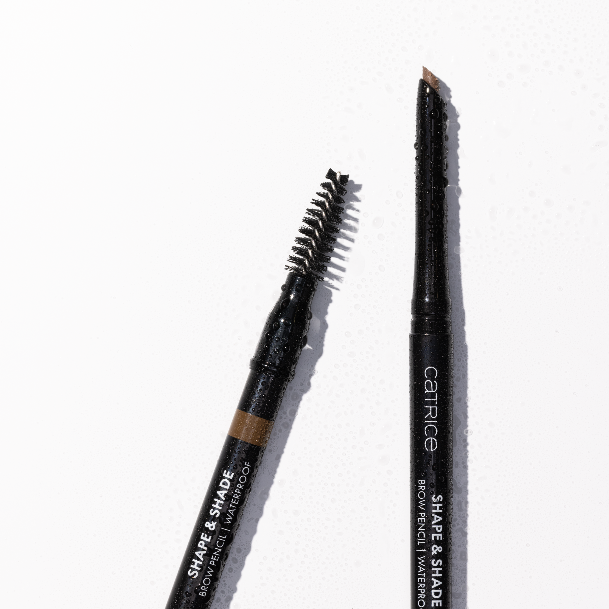 Bild: Catrice Shape & Shade Brow Pencil Waterproof Toffee Touch 030