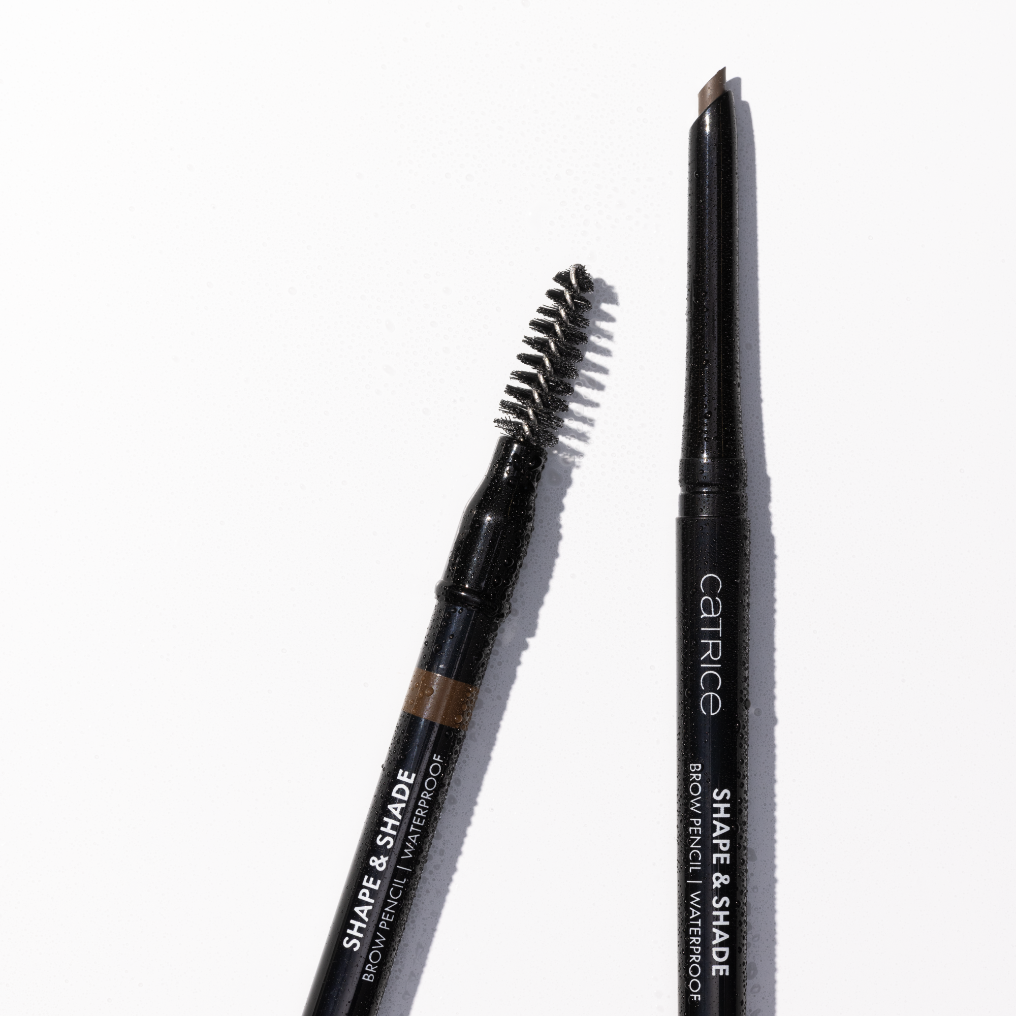Bild: Catrice Shape & Shade Brow Pencil Waterproof Cocoa Haze 040