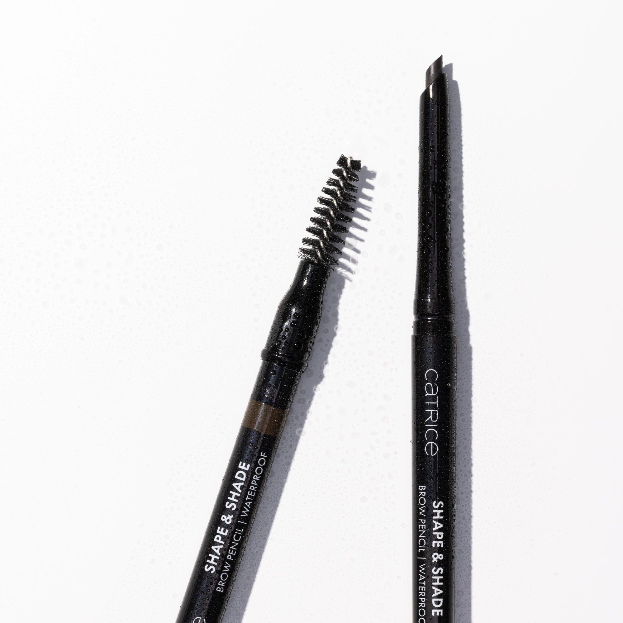 Bild: Catrice Shape & Shade Brow Pencil Waterproof Dark Truffle 060