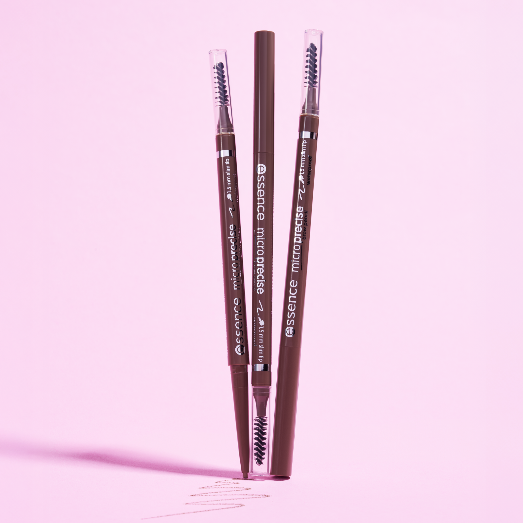 Bild: essence micro precise brow pencil Cool Blonde 01