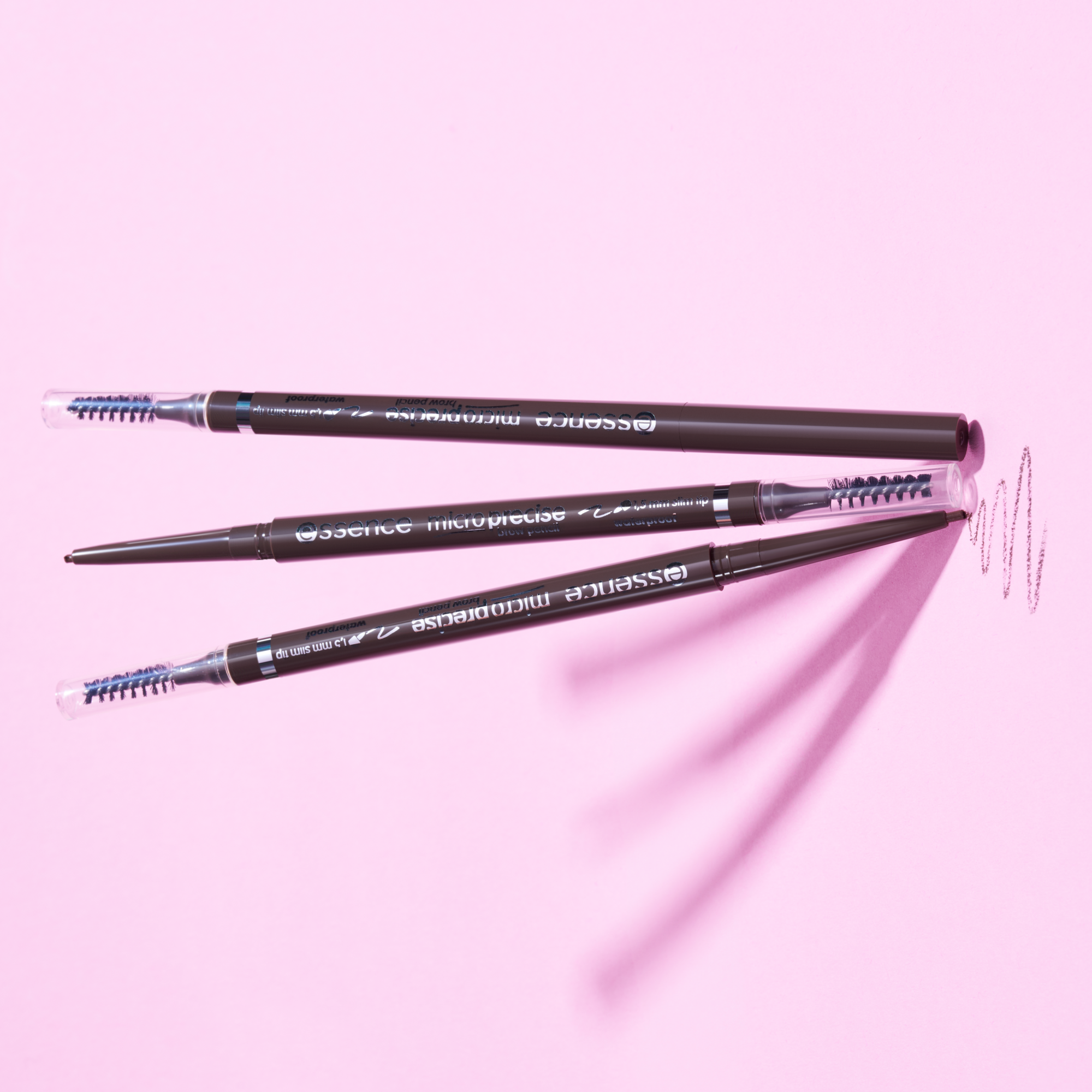 Bild: essence micro precise brow pencil Neutral Brown 04