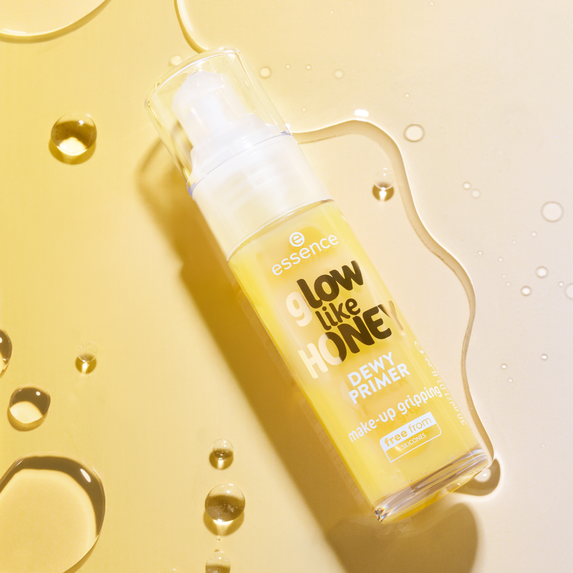 Bild: essence glow like HONEY DEWY PRIMER 