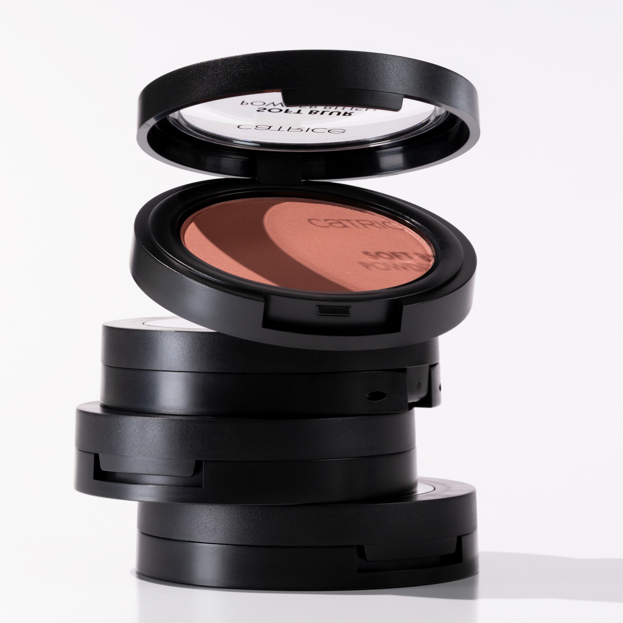 Bild: Catrice Soft Blur Powder Blush Cinnamon Sugar 030