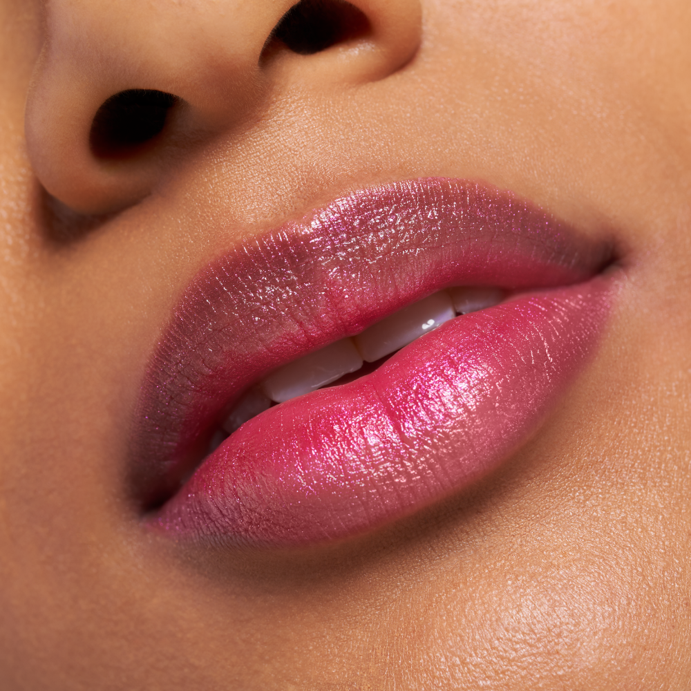 Bild: essence AURA POINTS COLOUR CHANGING LIPSTICK 