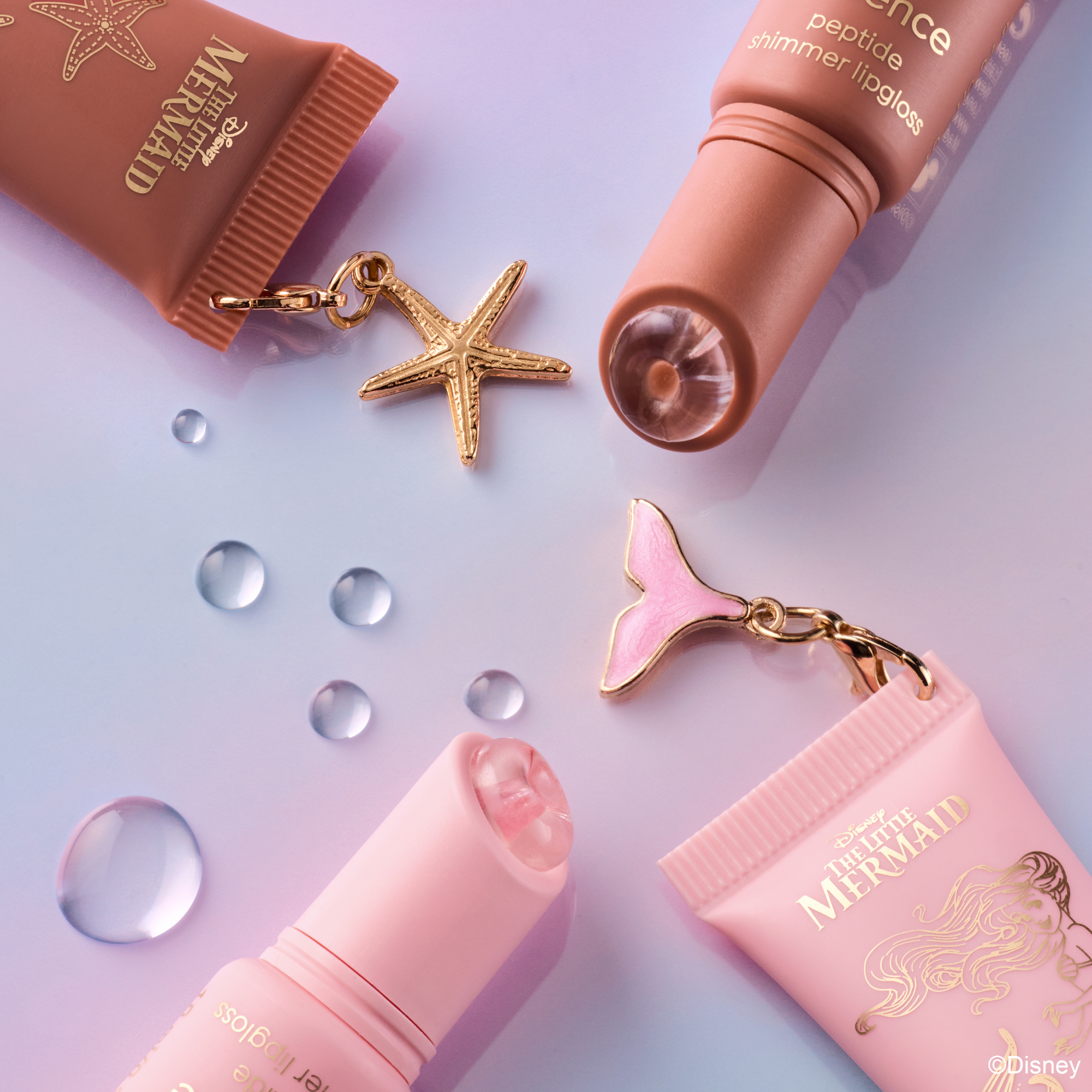 Bild: essence Disney THE LITTLE MERMAID peptide shimmer lipgloss Seaside Romance 