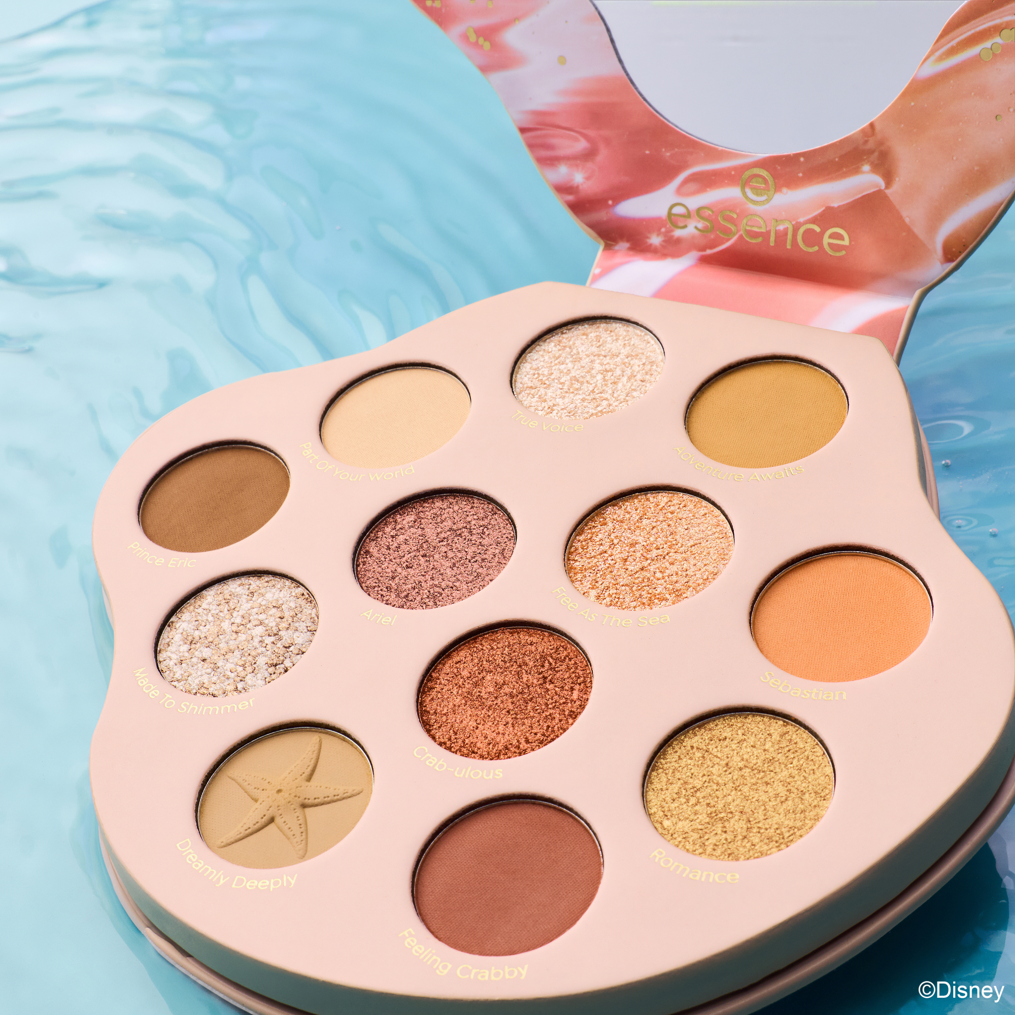 Bild: essence Disney THE LITTLE MERMAID eyeshadow palette Dreaming Of Another World 