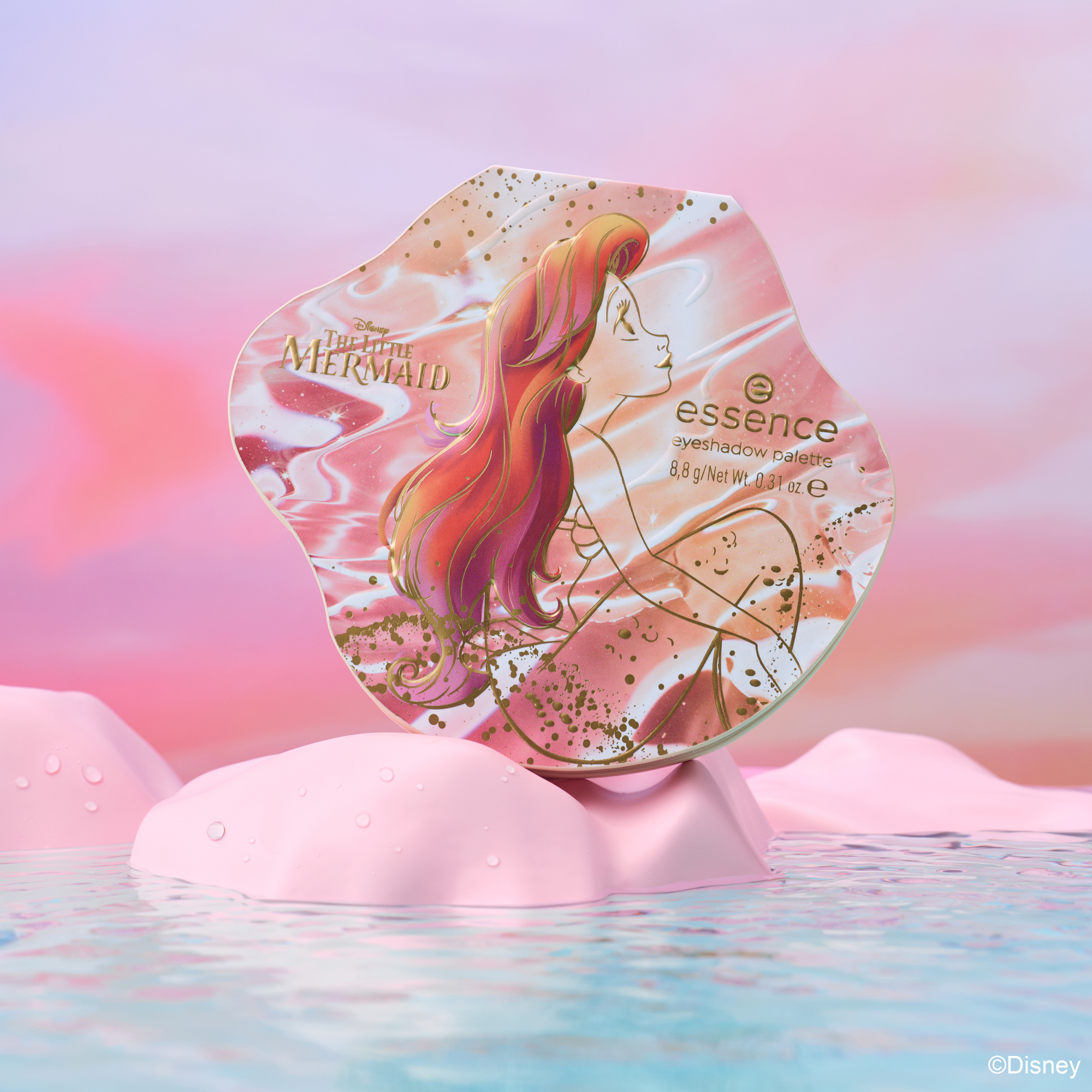Bild: essence Disney THE LITTLE MERMAID eyeshadow palette Dreaming Of Another World 