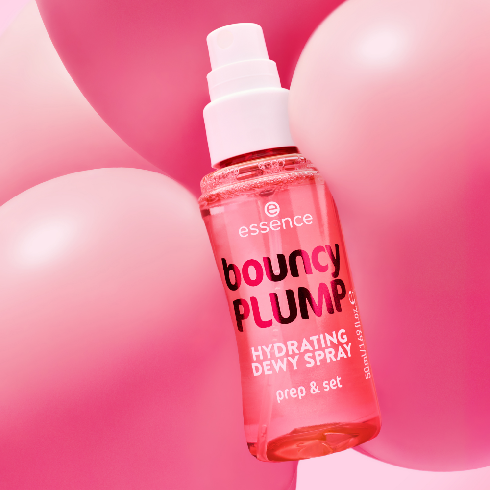 Bild: essence bouncy PLUMP HYDRATING DEWY SPRAY 