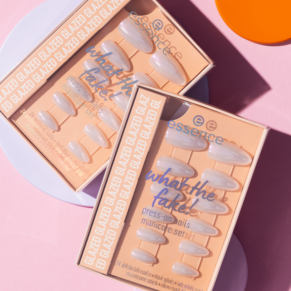 Bild: essence what the fake! PRESS-ON NAILS manicure set GLAZED 01