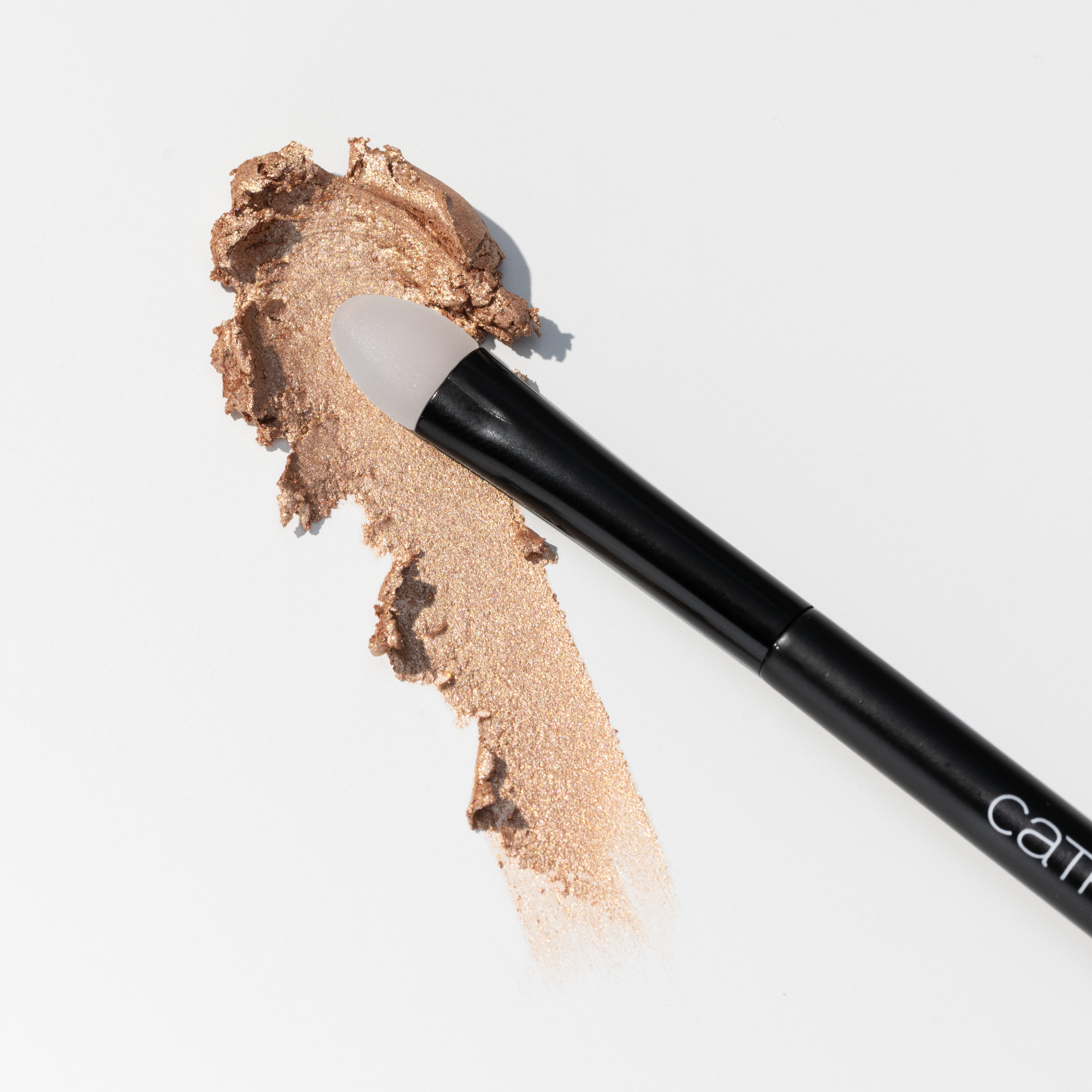 Bild: Catrice Effect Eyeshadow Duo Brush 