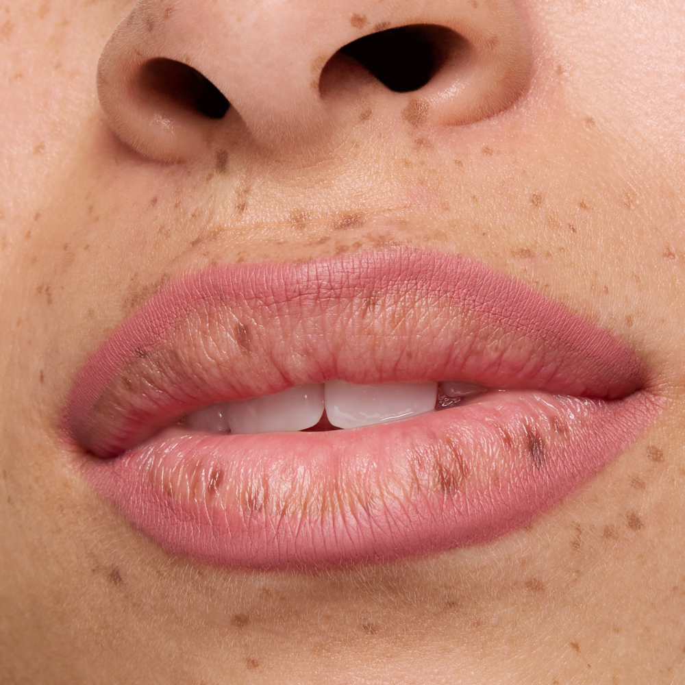 Bild: essence 8h MATTE comfort lipliner 12