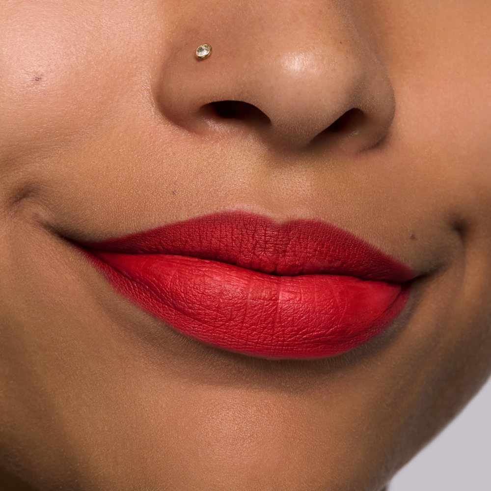 Bild: essence 8h MATTE comfort lipliner 13