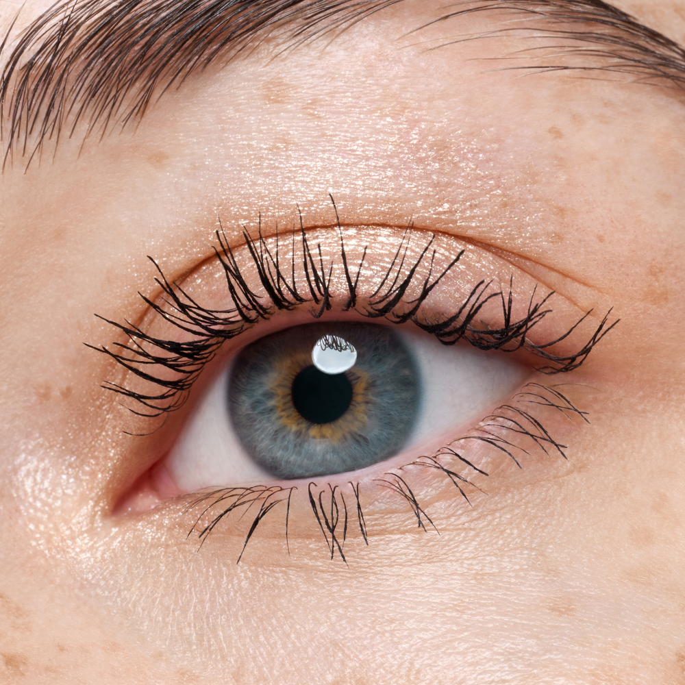 Bild: Catrice Metallic Spark Cream Eyeshadow 010