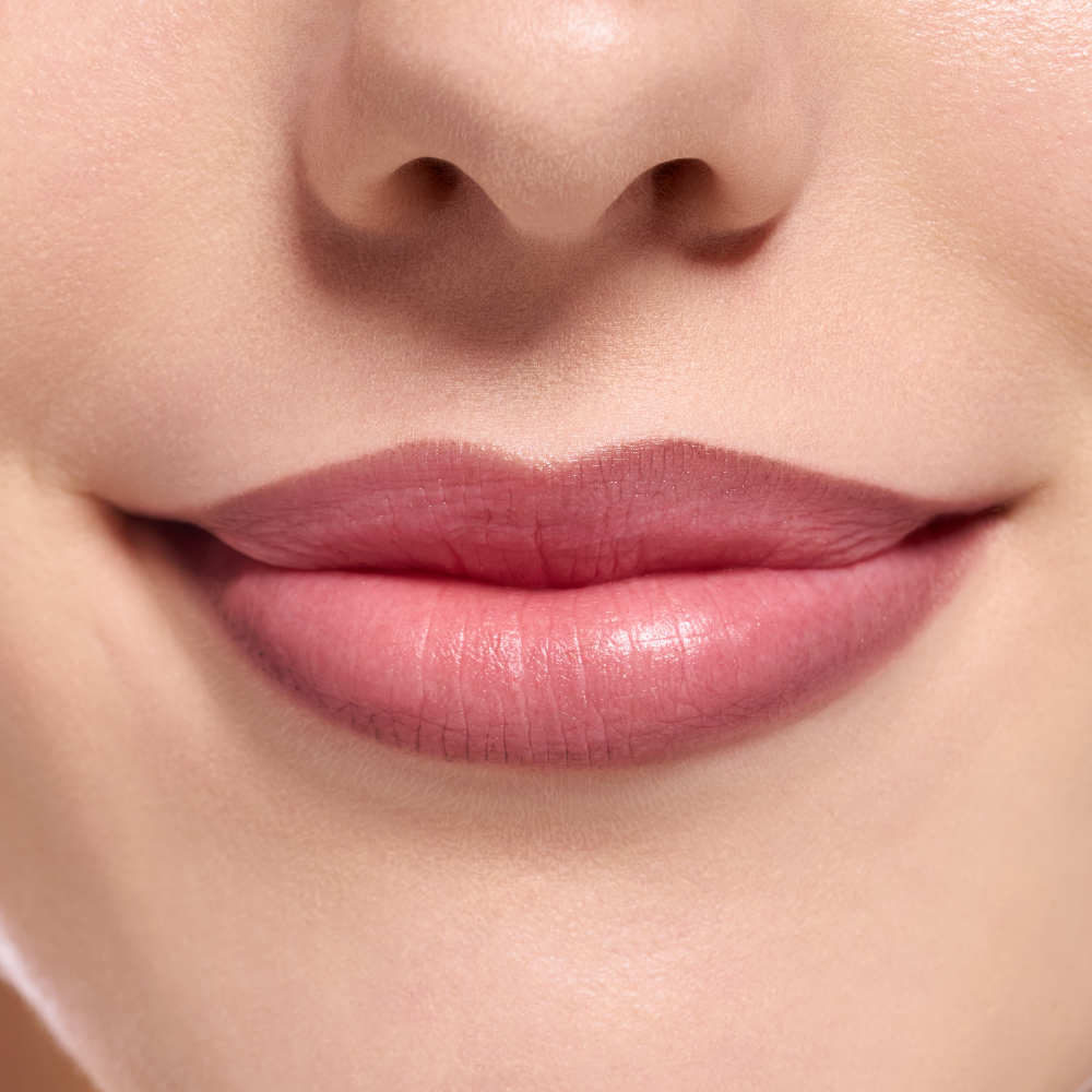 Bild: essence 8h MATTE comfort lipliner Ash Attitude 22