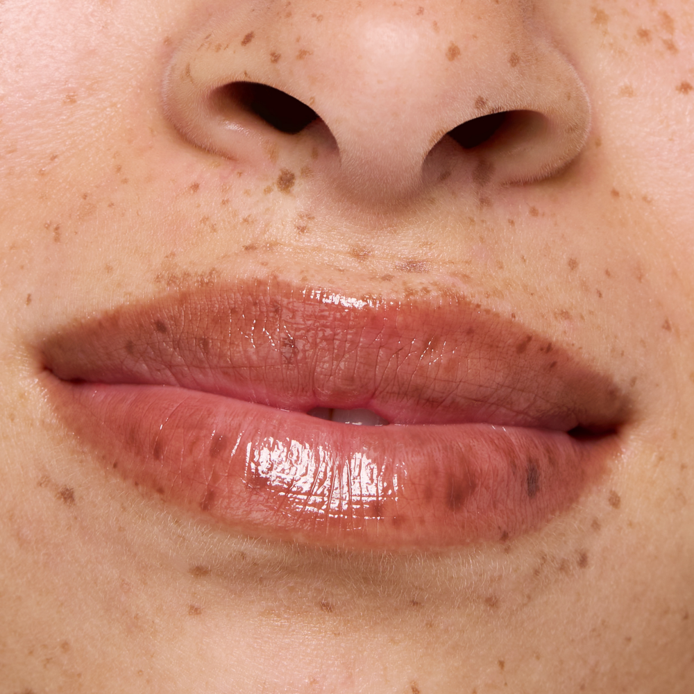 Bild: essence JUICY BOMB glossy butter balm 05