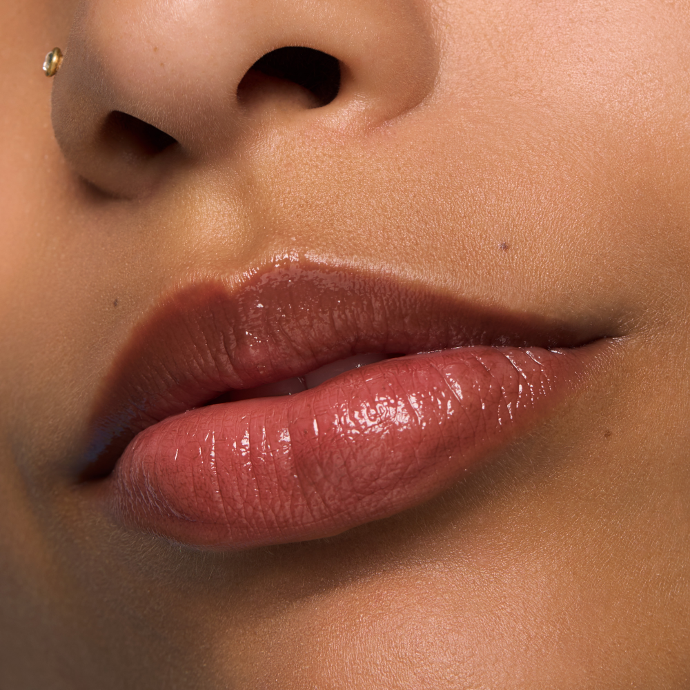 Bild: essence JUICY BOMB glossy butter balm 05