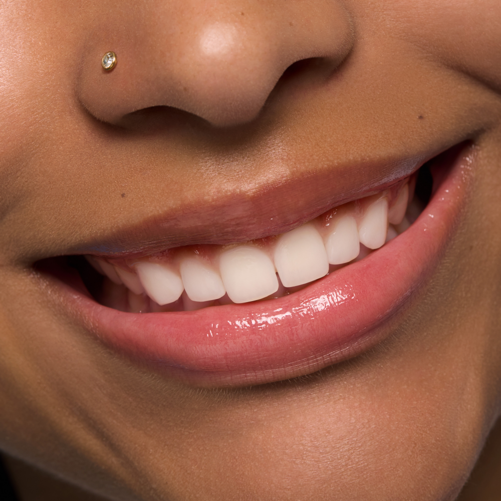 Bild: essence JUICY BOMB glossy butter balm 06