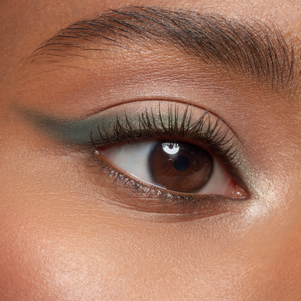 Bild: essence Lash PRINCESS false lash effect mascara black brown braun