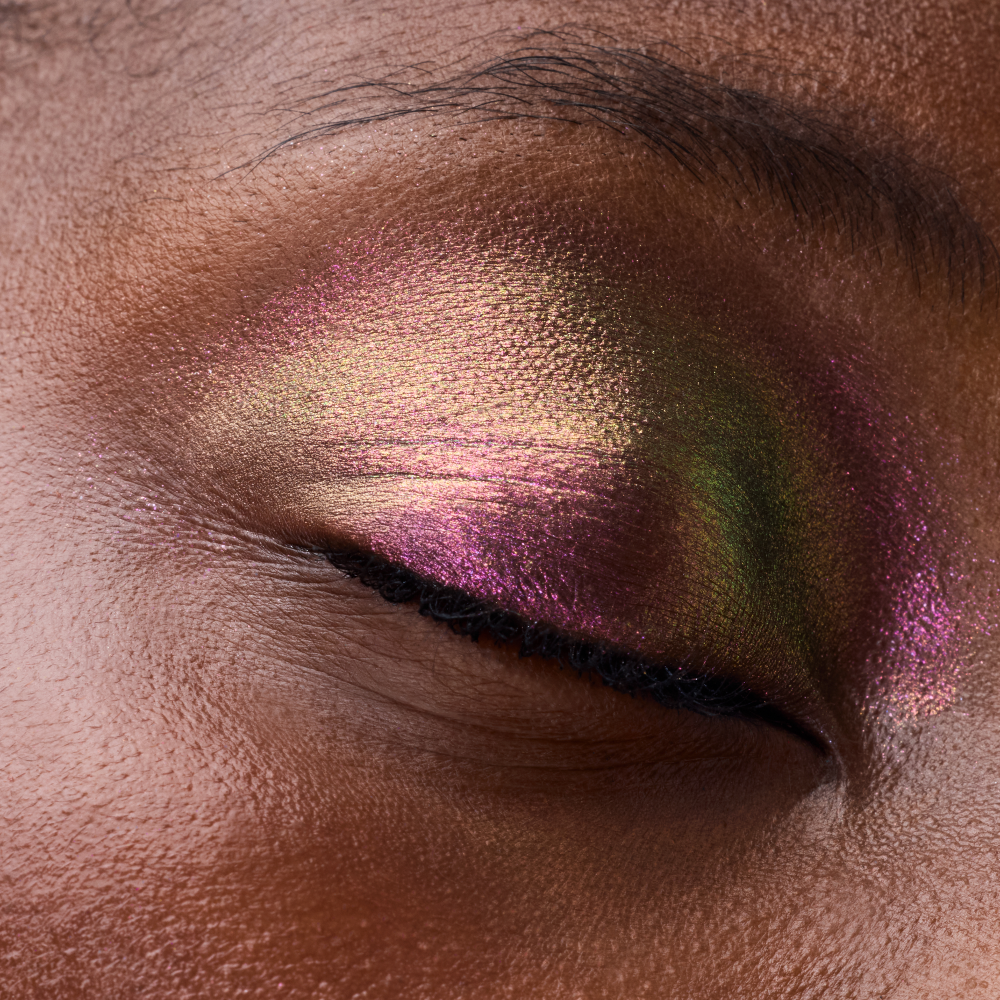 Bild: Catrice Prismatic Shift Eyeshadow 020