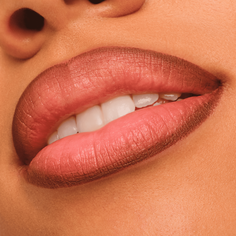 Bild: Catrice Gel Glide Long-Lasting Lip Liner Deep Talk 060