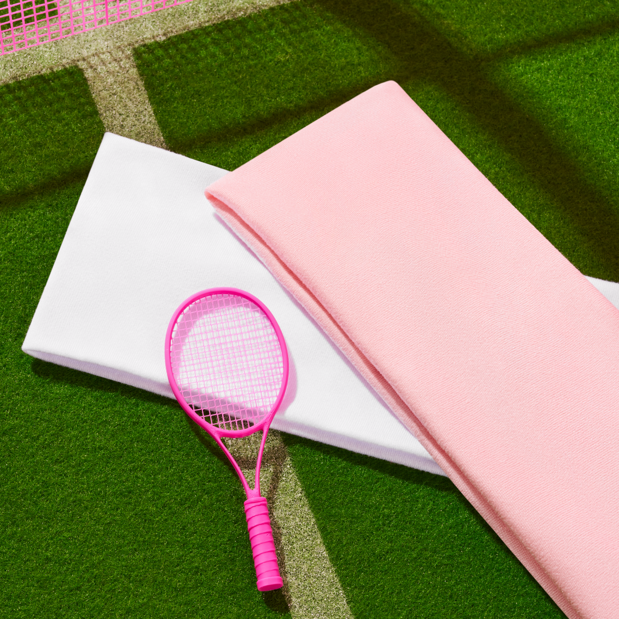 Bild: essence THE game EDIT hair band duo Tennis Core Cutie 