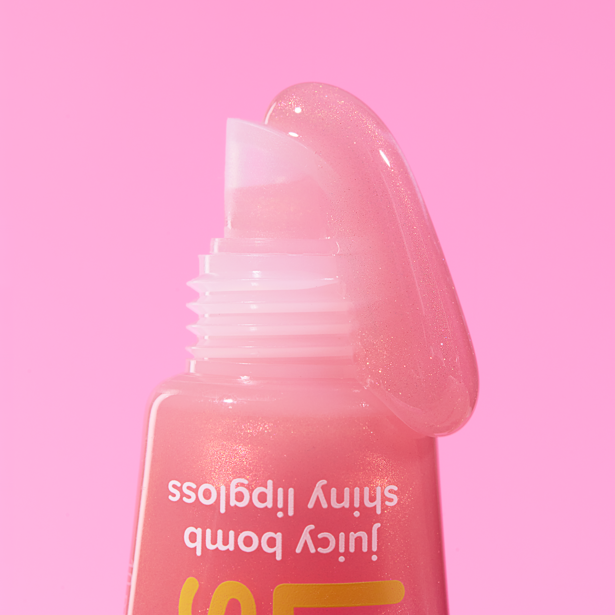 Bild: essence SAY IT WITH JUICY LITTLE SUNSHINE juicy bomb shiny lipgloss Awesome Apple