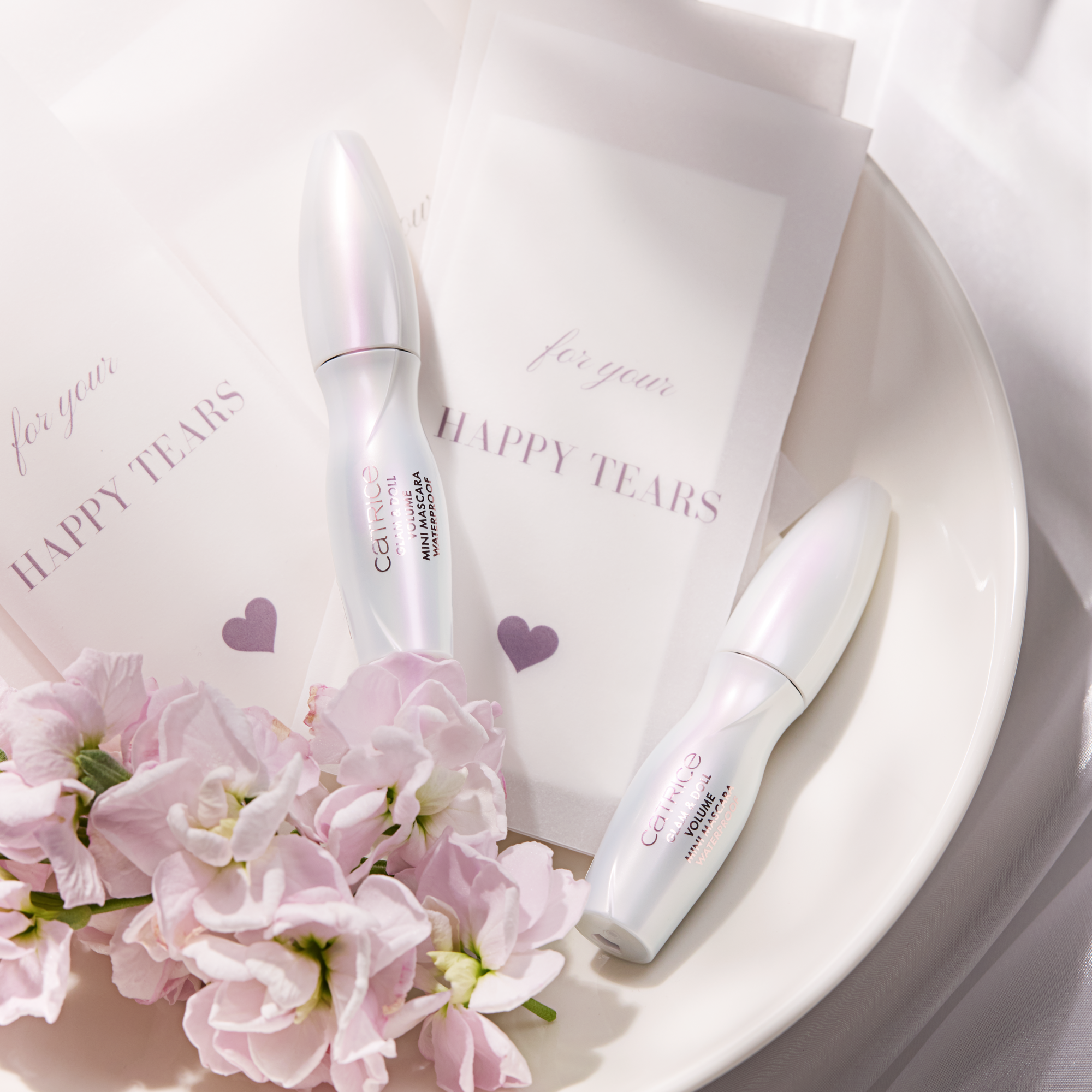 Bild: Catrice BRIDES & BESTIES Glam & Doll Volume Mini Mascara Waterproof 