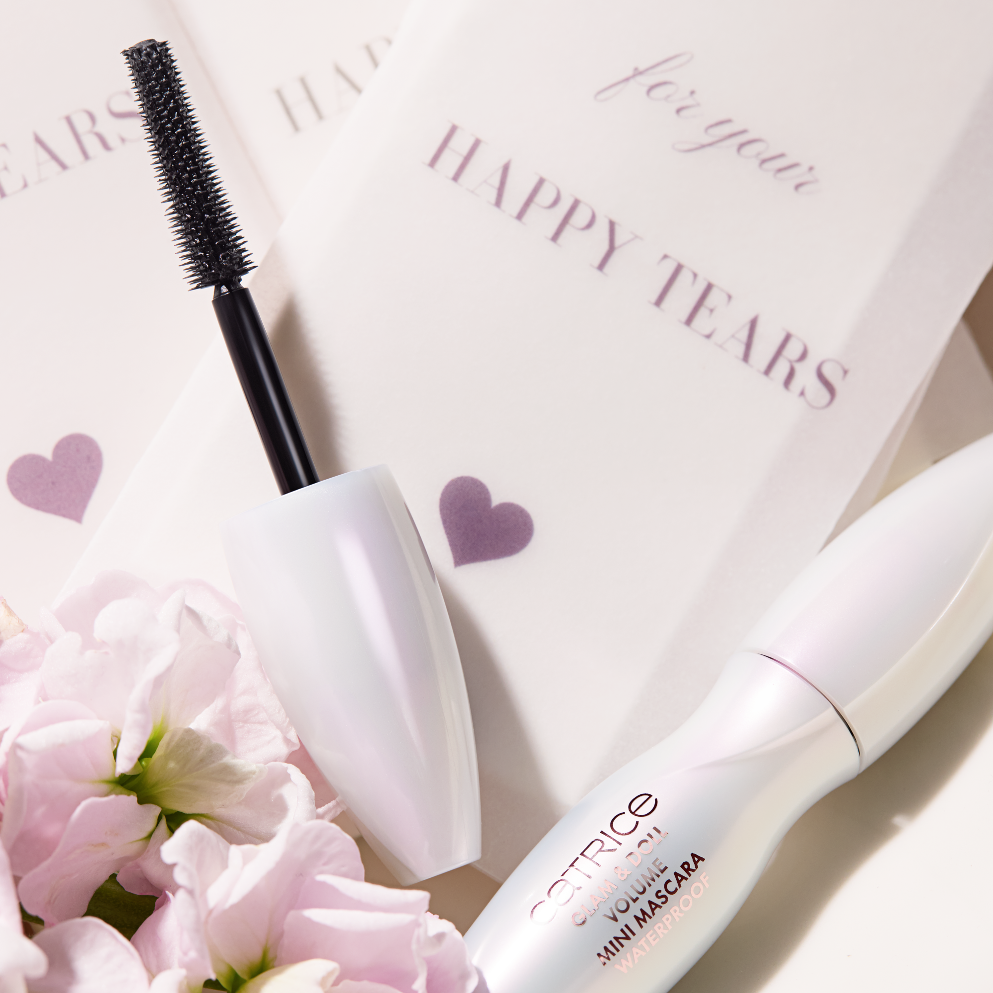 Bild: Catrice BRIDES & BESTIES Glam & Doll Volume Mini Mascara Waterproof 