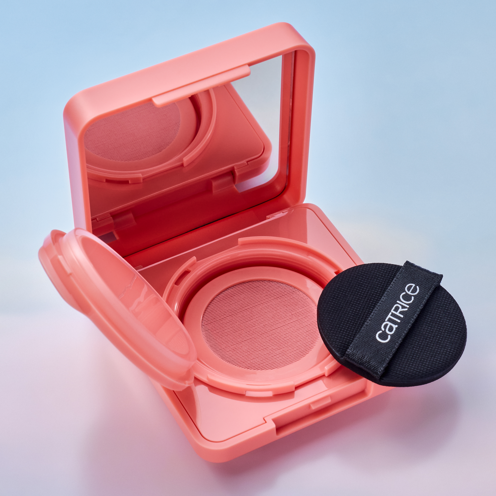 Bild: Catrice Cloud Tint Cushion Blush C010