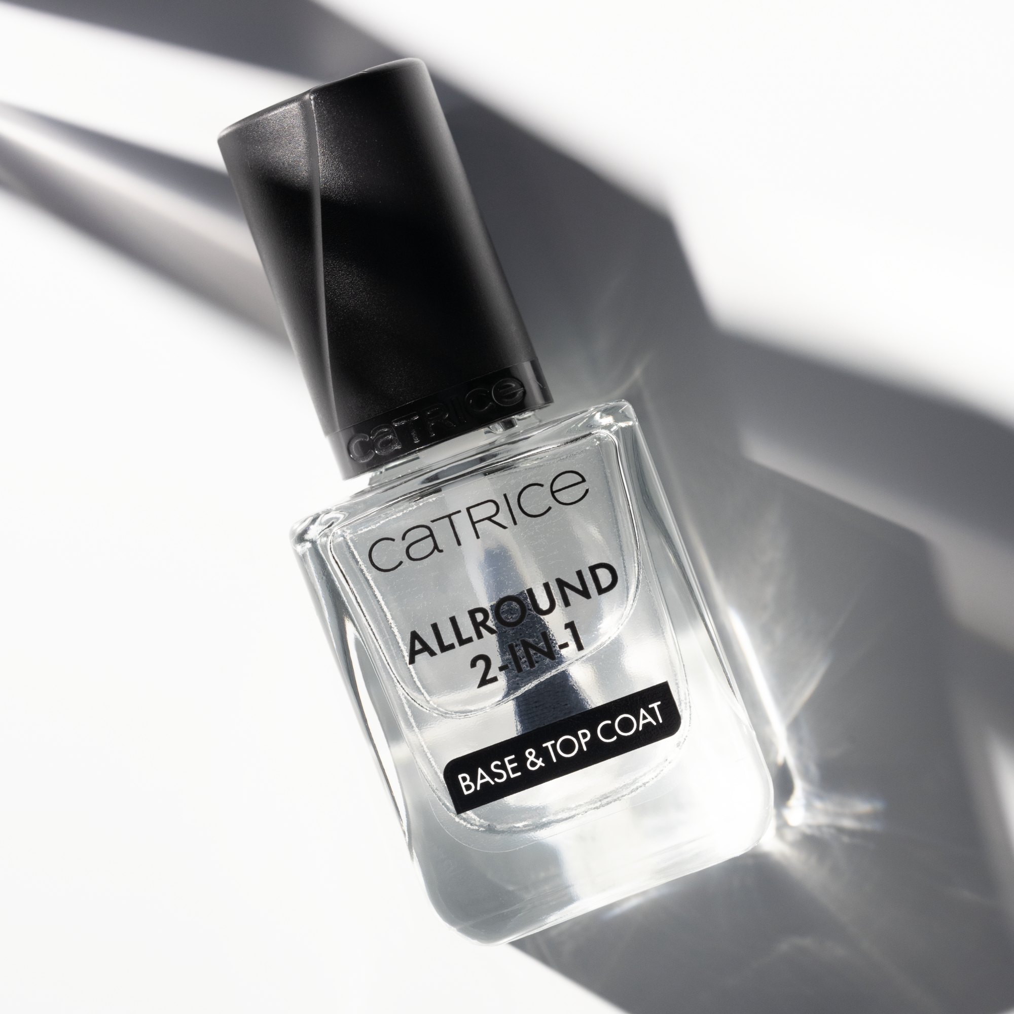 Bild: Catrice Allround 2-in-1 Base & Top Coat 
