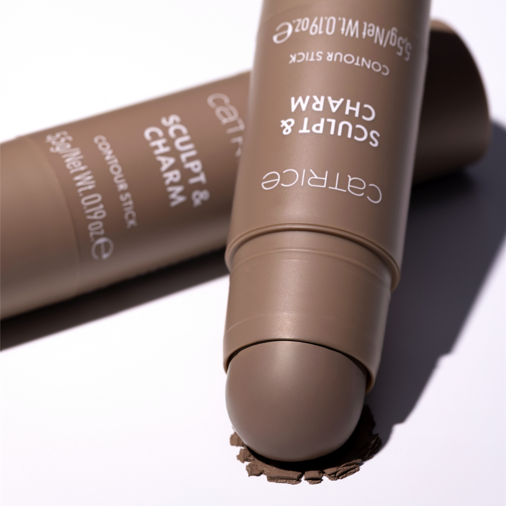 Bild: Catrice Sculpt & Charm Contour Stick Ash 