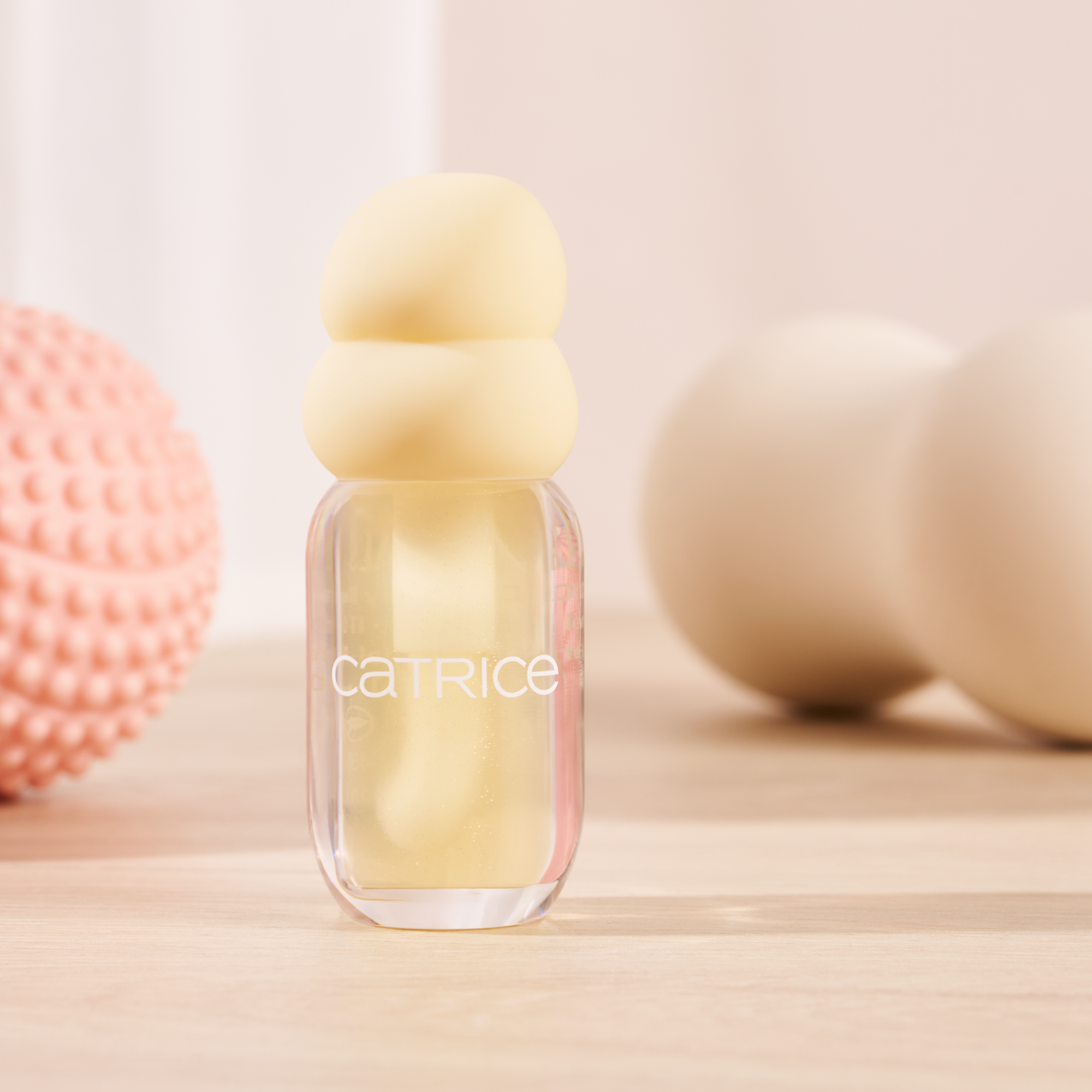 Bild: Catrice MY CORE ESSENTIALS Hydra Rush Lip Oil 