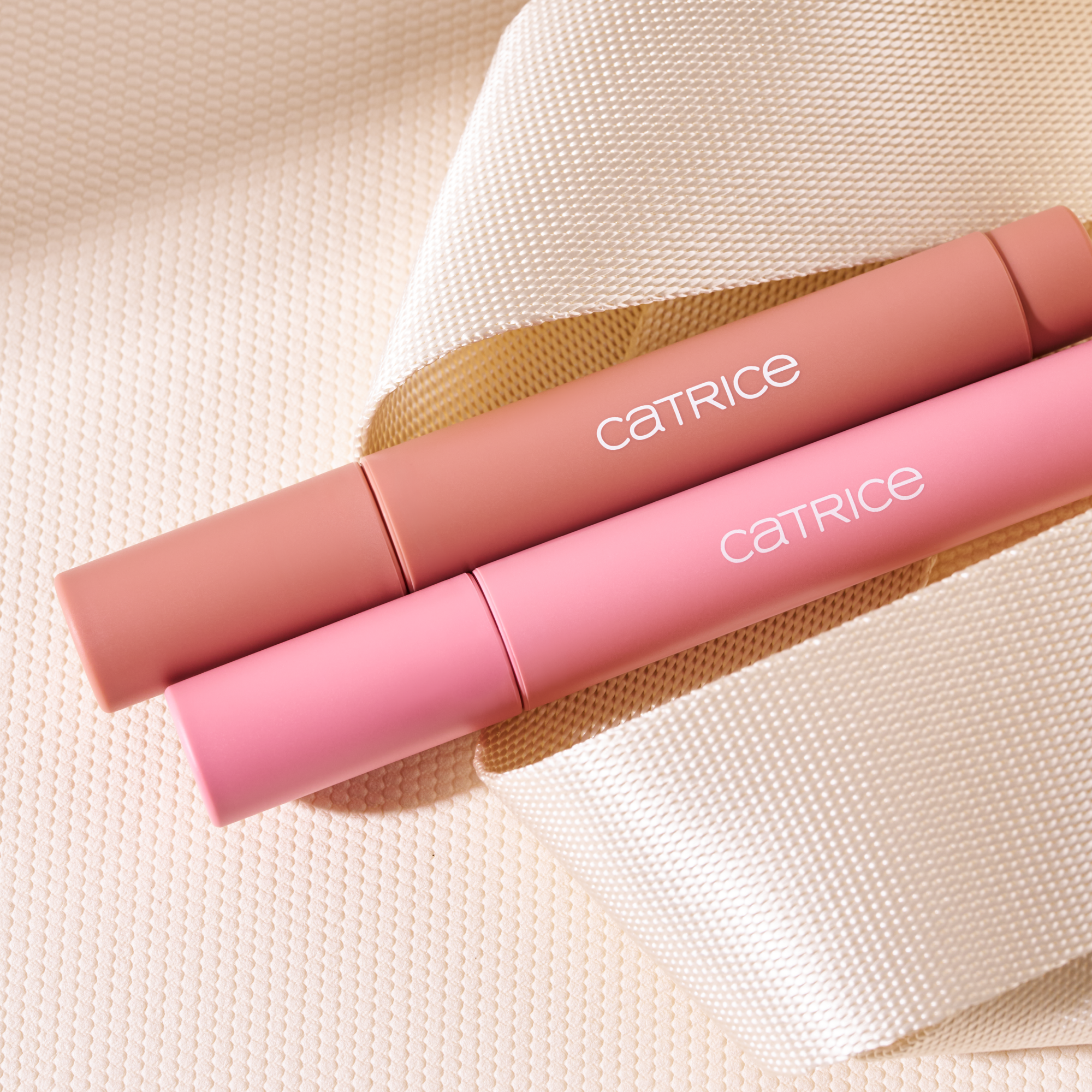 Bild: Catrice MY CORE ESSENTIALS Ultra Power Lip Stain C01