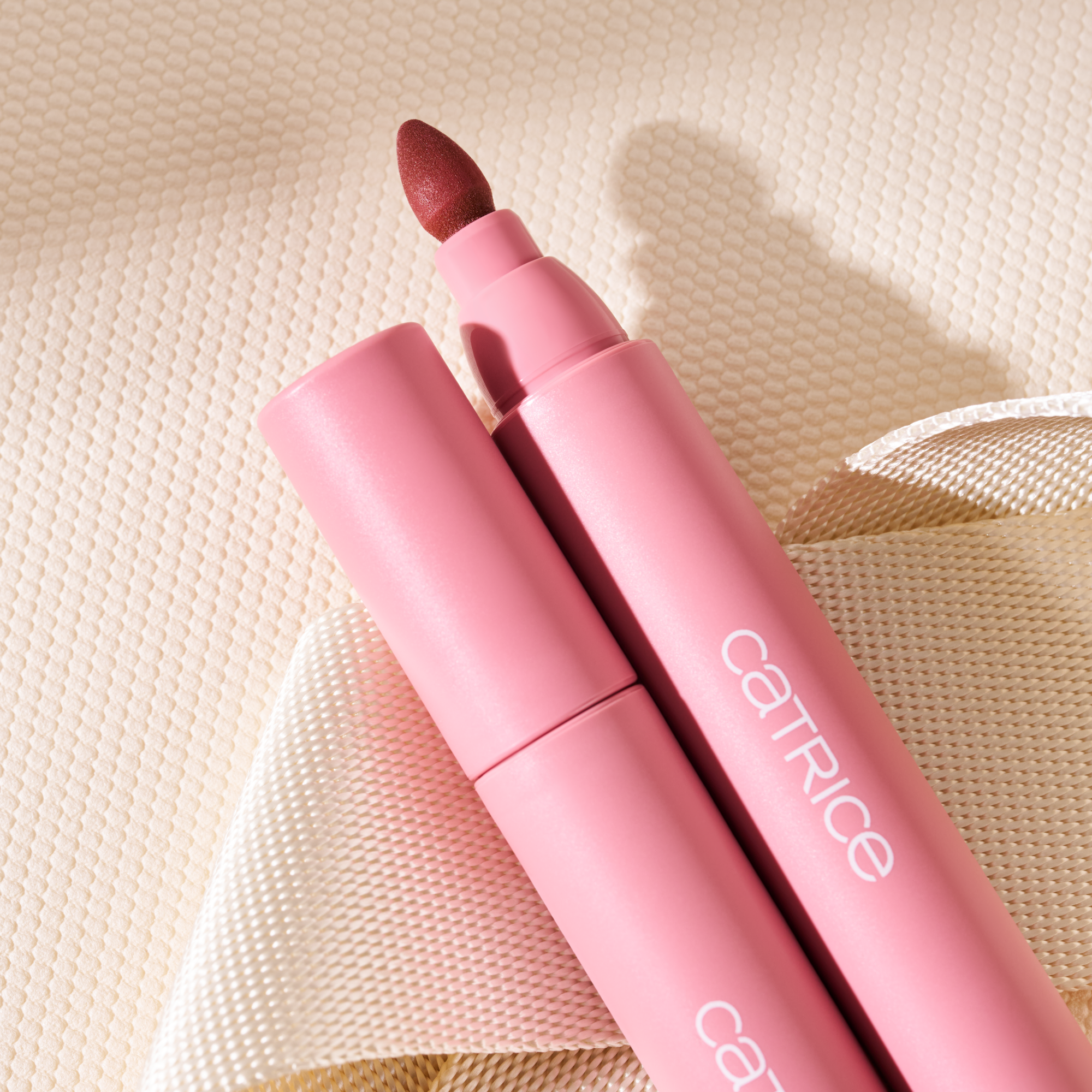 Bild: Catrice MY CORE ESSENTIALS Ultra Power Lip Stain C02