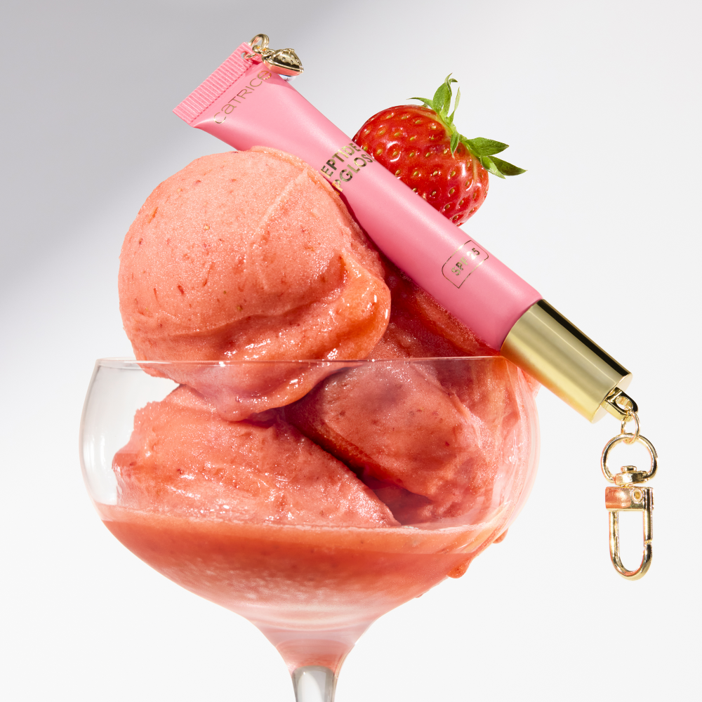 Bild: Catrice The Summer Edit Peptide Lipgloss Strawberry Sorbet