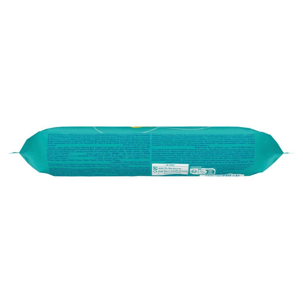 Pampers Fresh Clean Feuchttücher, 52 Stück, Verpackung mit dem Hinweis "Auch ideal für Hände & Gesicht". [RO] Pampers șervețele umede pentru bebeluși, ambalaj ce menționează sigiliul de calitate și recomandarea de a nu recicla folia acasă. [IT] Pampers salviette per bambini confezione famiglia, con l'indicazione "Film Do Not Recycle at home". [HR] Pampers vlažne maramice, pakiranje s oznakom "SEAL ONLY" i simbolom recikliranja. [CS] Pampers vlhčené ubrousky v balení s informací o recyklovatelnosti obalu. [HU] Pampers törlőkendő csomagolása, melyen a "SEAL Only" (csak lezárva) felirat látható. [SK] Pampers vlhčené obrúsky v balení, s označením "SEAL ONLY" a "FILM Don't recycle at home". [SL] Pampers vlažilni robčki, poudarek na embalaži s simbolom "SEAL ONLY Film Don't Recycle at home".;