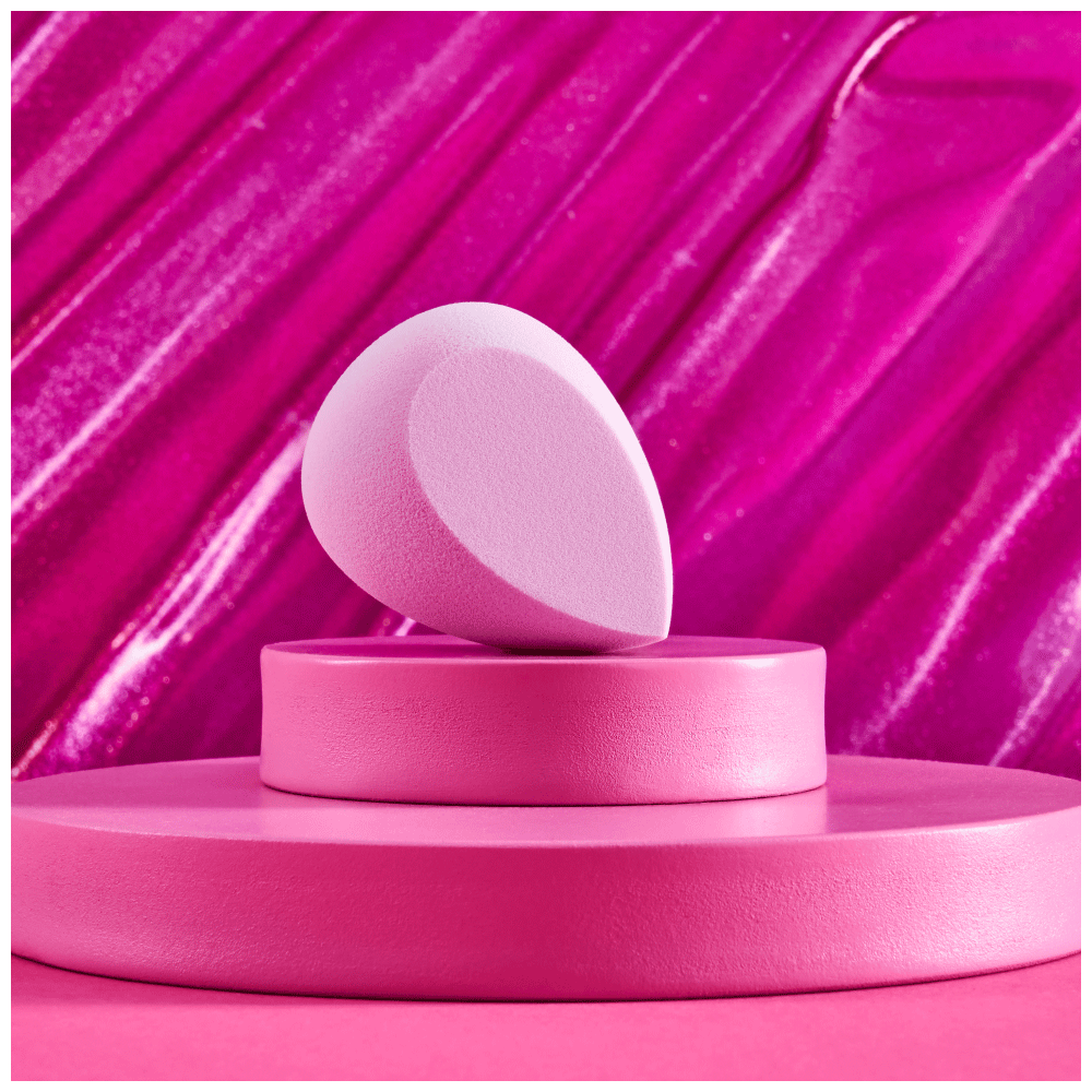 Bild: essence Make Up & Baking Schwamm