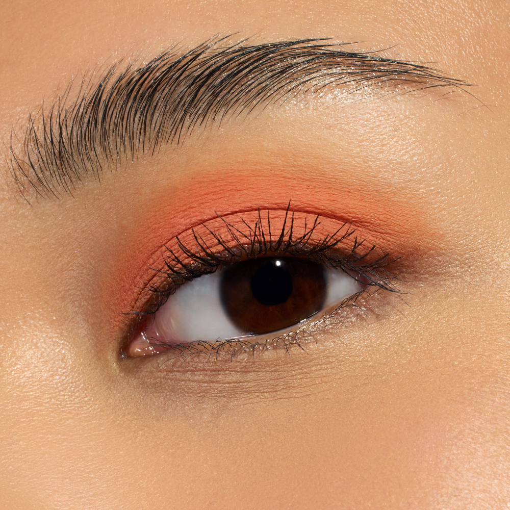 Bild: essence matte liquid eyeshadow Peach Pop