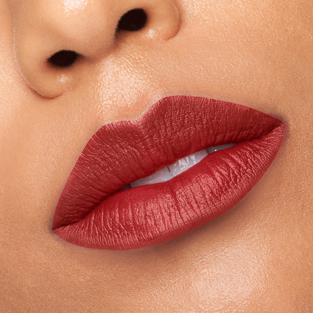 Bild: L'ORÉAL PARIS Color Riche Intense Volume Matte Lambre