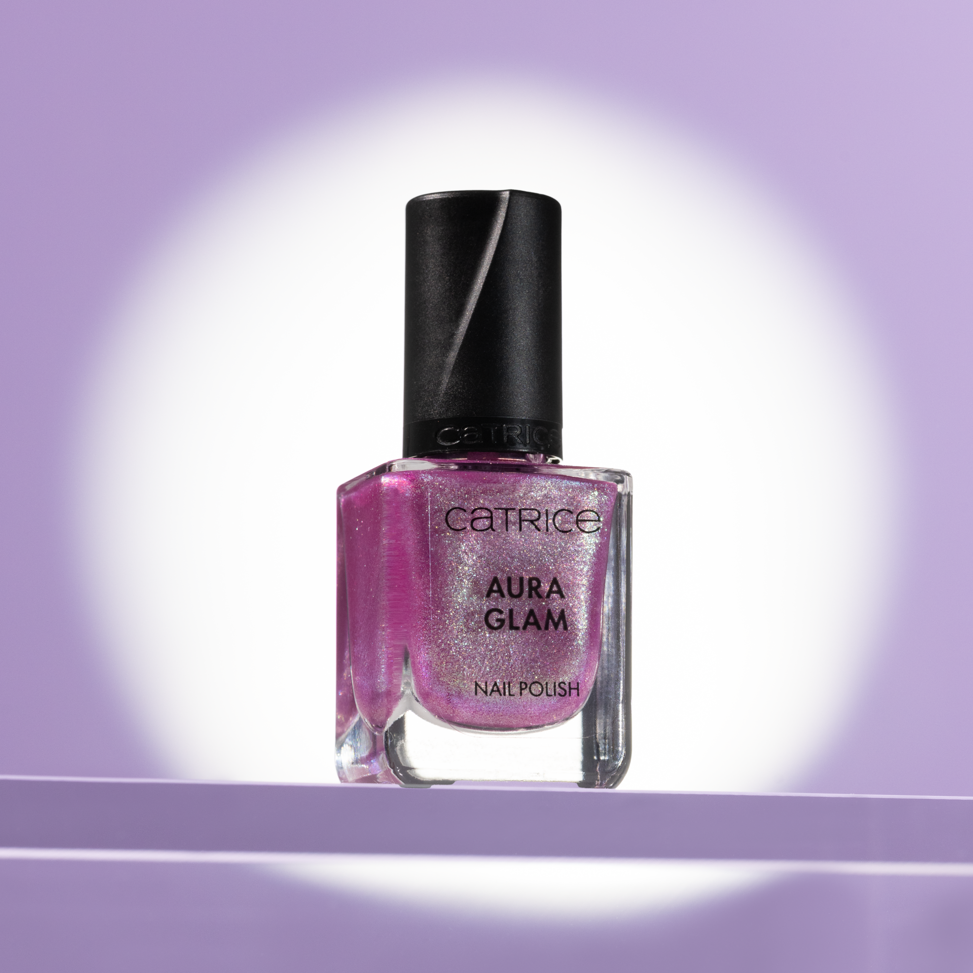 Bild: Catrice Aura Glam Nail Polish Fairy Dust 030