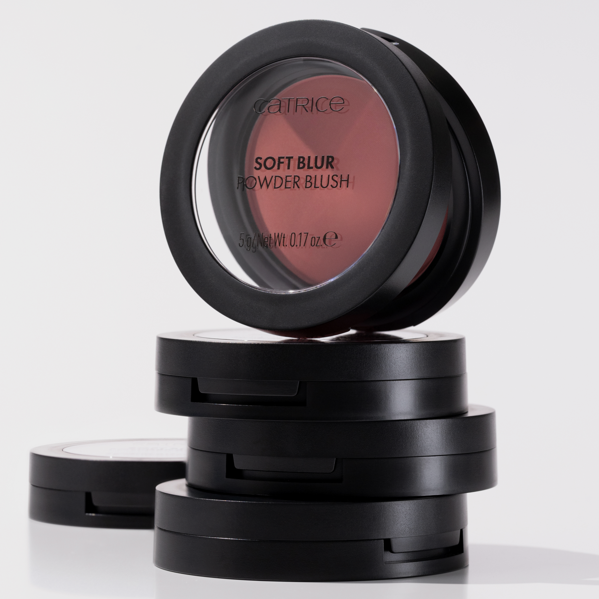 Bild: Catrice Soft Blur Powder Blush Berry me later! 060