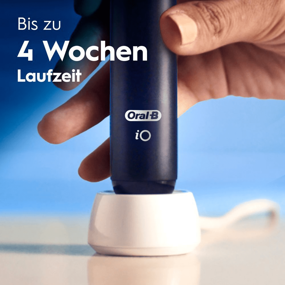 Oral-B iO elektrische Zahnbürste mit bis zu 4 Wochen Laufzeit auf Ladestation