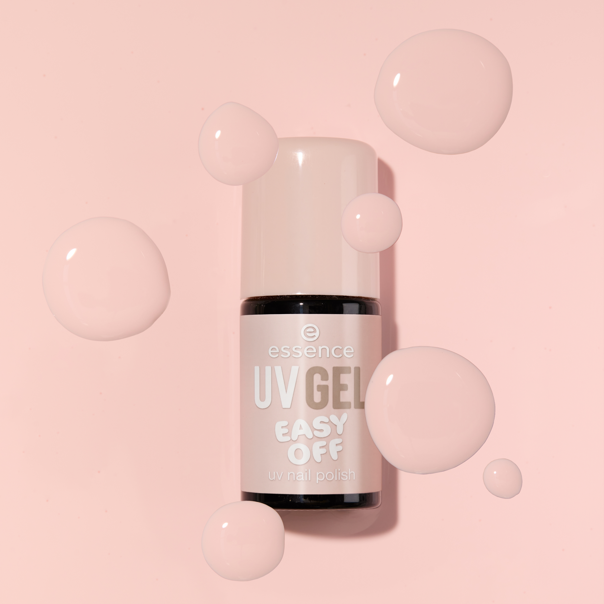 Bild: essence UV GEL EASY OFF uv nail polish my milkshake