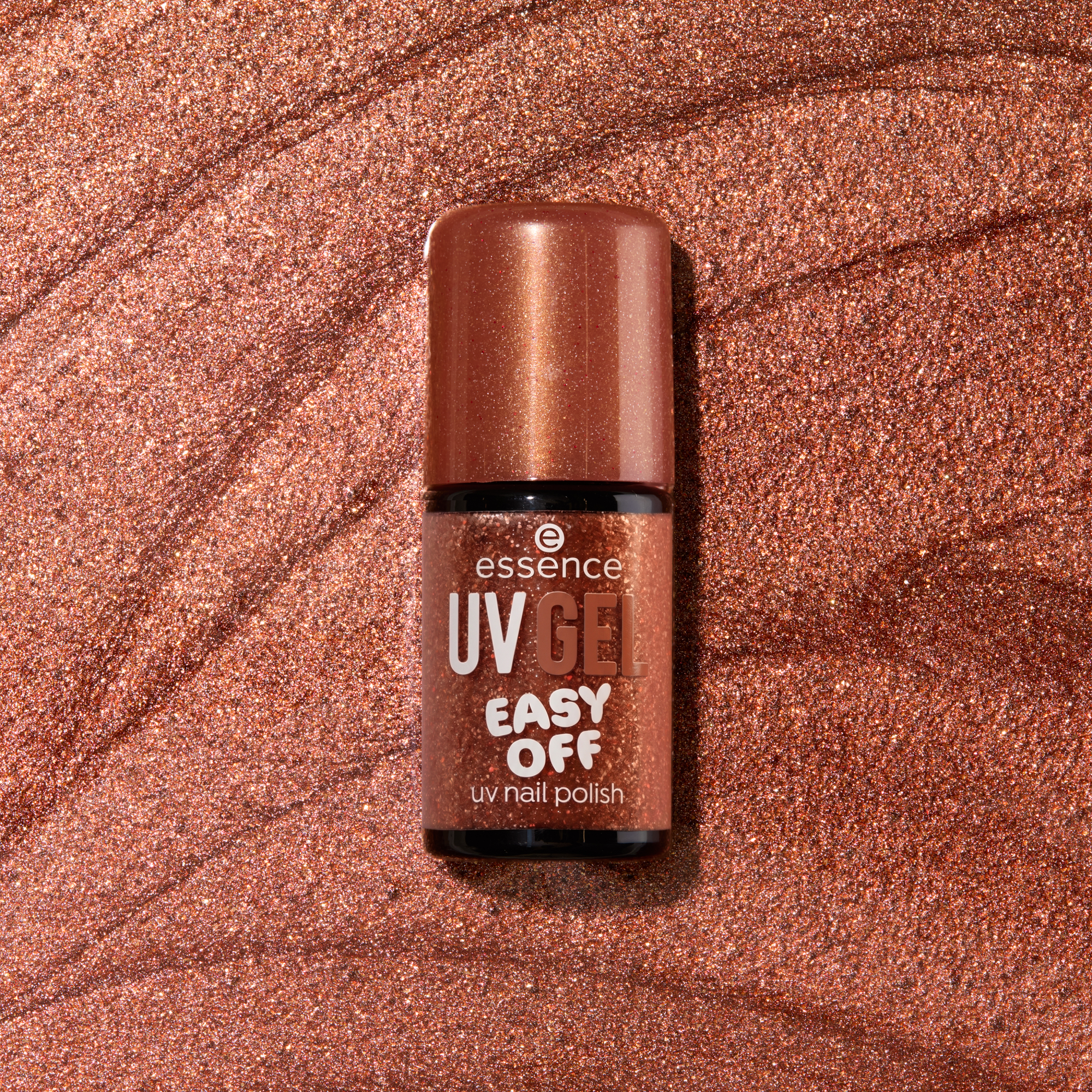 Bild: essence UV GEL EASY OFF uv nail polish bronze me, baby!