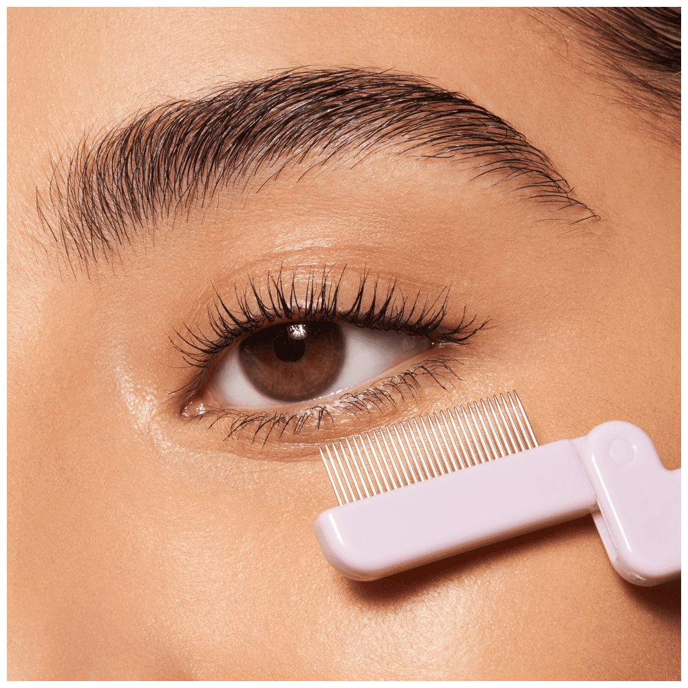 Bild: essence Eyelash Comb