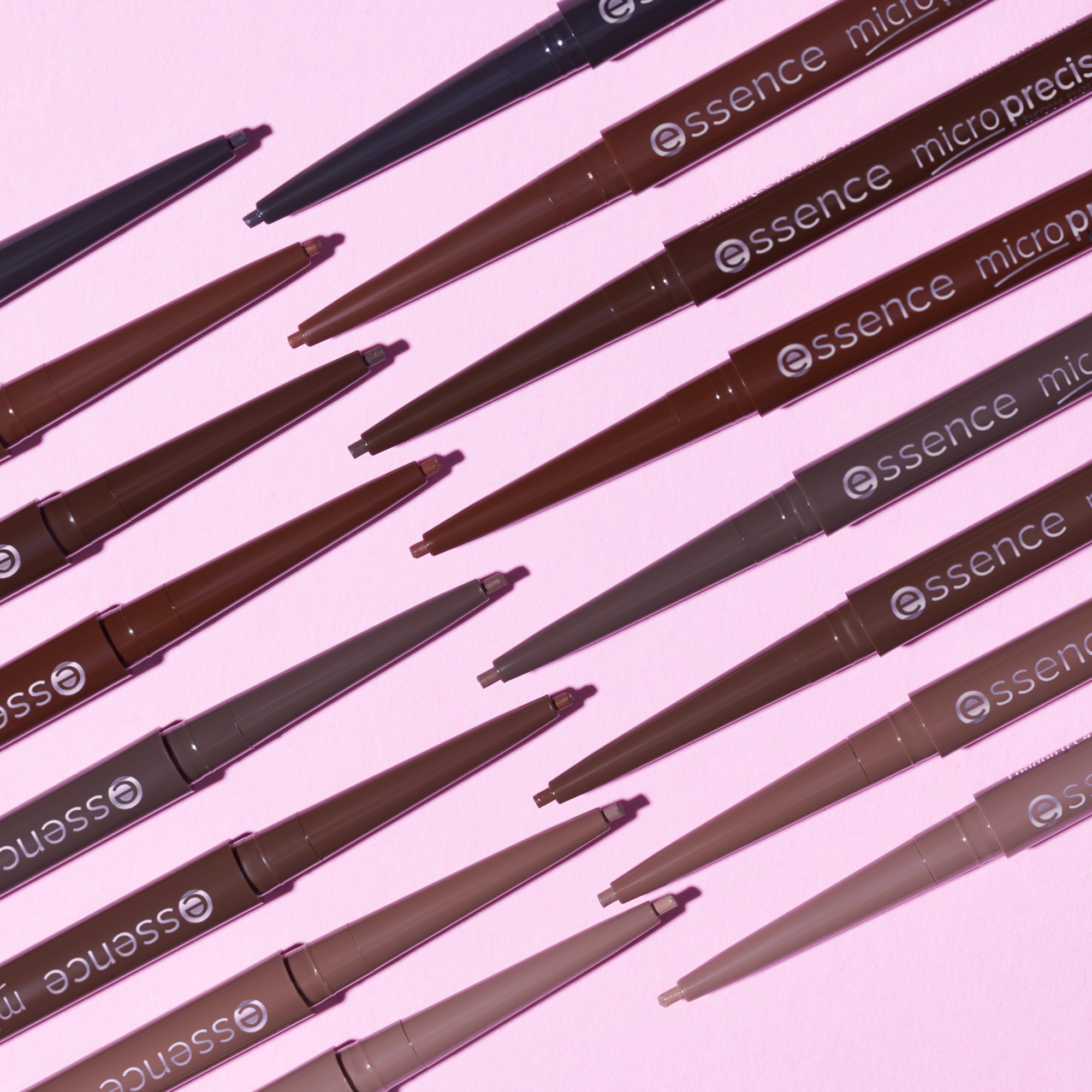Bild: essence micro precise brow pencil Taupe 02