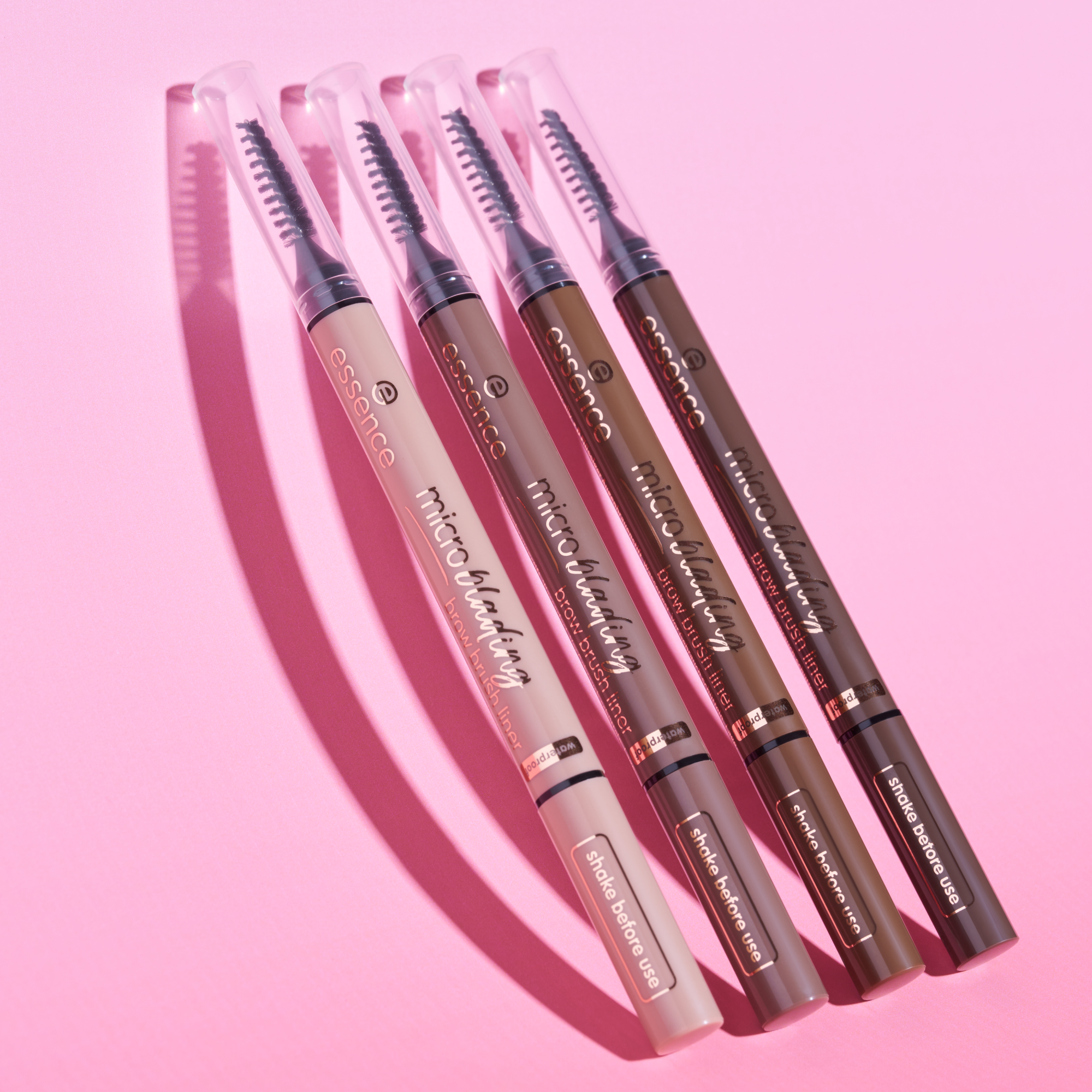 Bild: essence microblading brow brush liner Neutral Brown 03