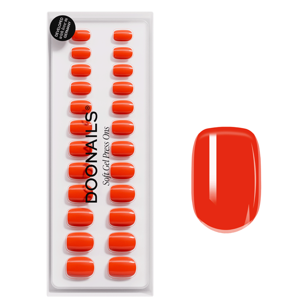 Bild: DOONAILS Soft Gel Press Ons ON Fire 